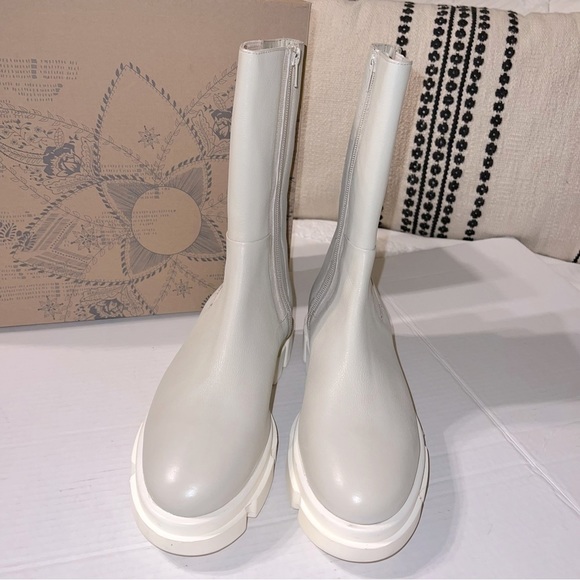 Free People Lug Sole Boot - Picture 7 of 14